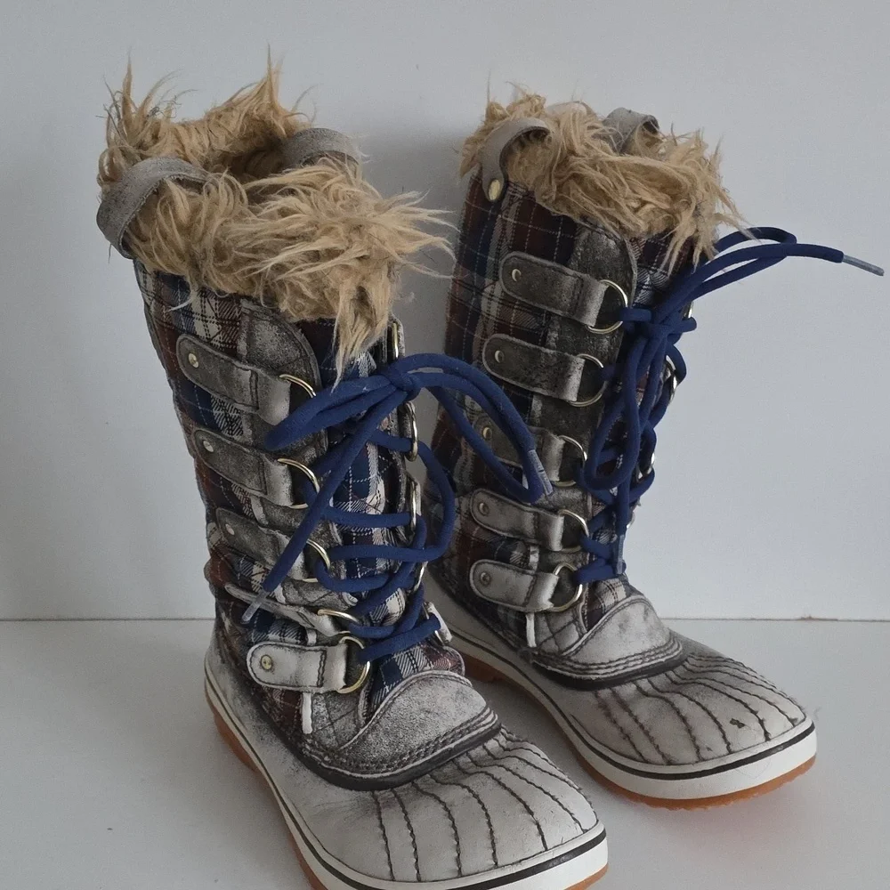 SOREL | Tofino II women's waterproof Snow boots plaid waxed canvas coated Sz 6